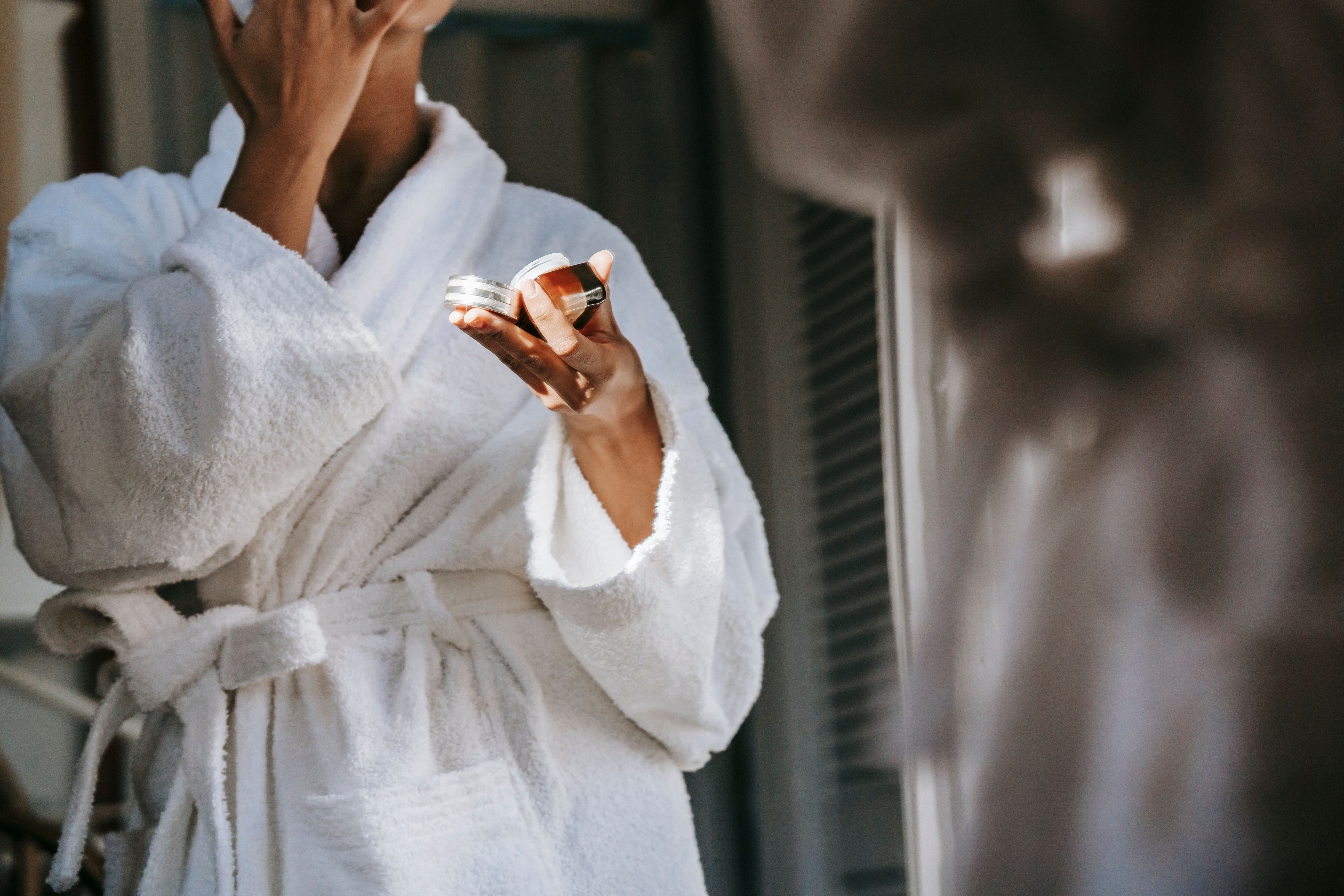 Menopause and Brittle Nails: Why Your Fingernails Change and What Helps